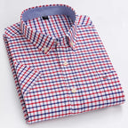 Men's Checked Short-Sleeve Oxford Shirt. 100% cotton Oxford fabric.