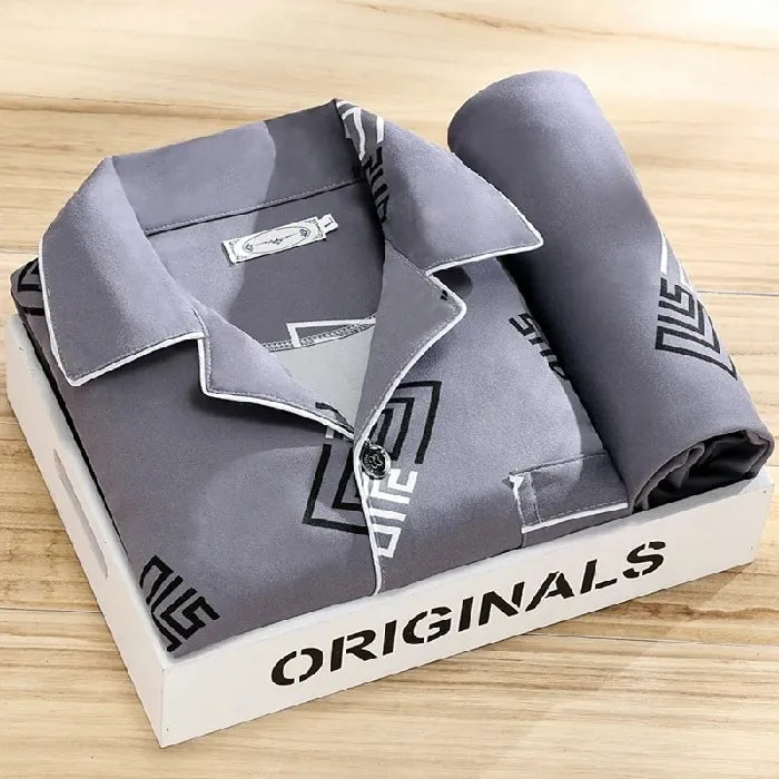 Men's Printed Cotton-Blend Long Pyjamas. Cotton-polyester blend.