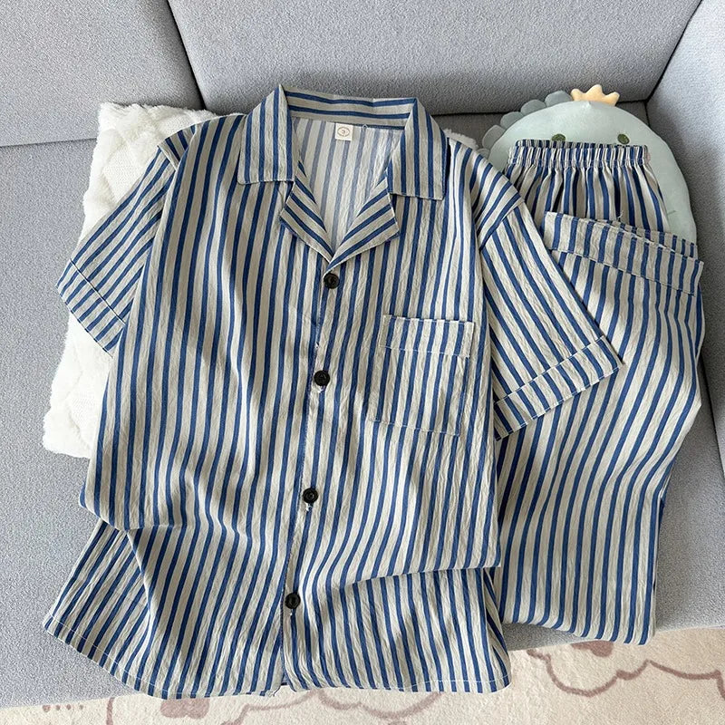 Men's Short-Sleeve Pyjama Shirt & Trouser Set. Short-sleeve button-front shirt.