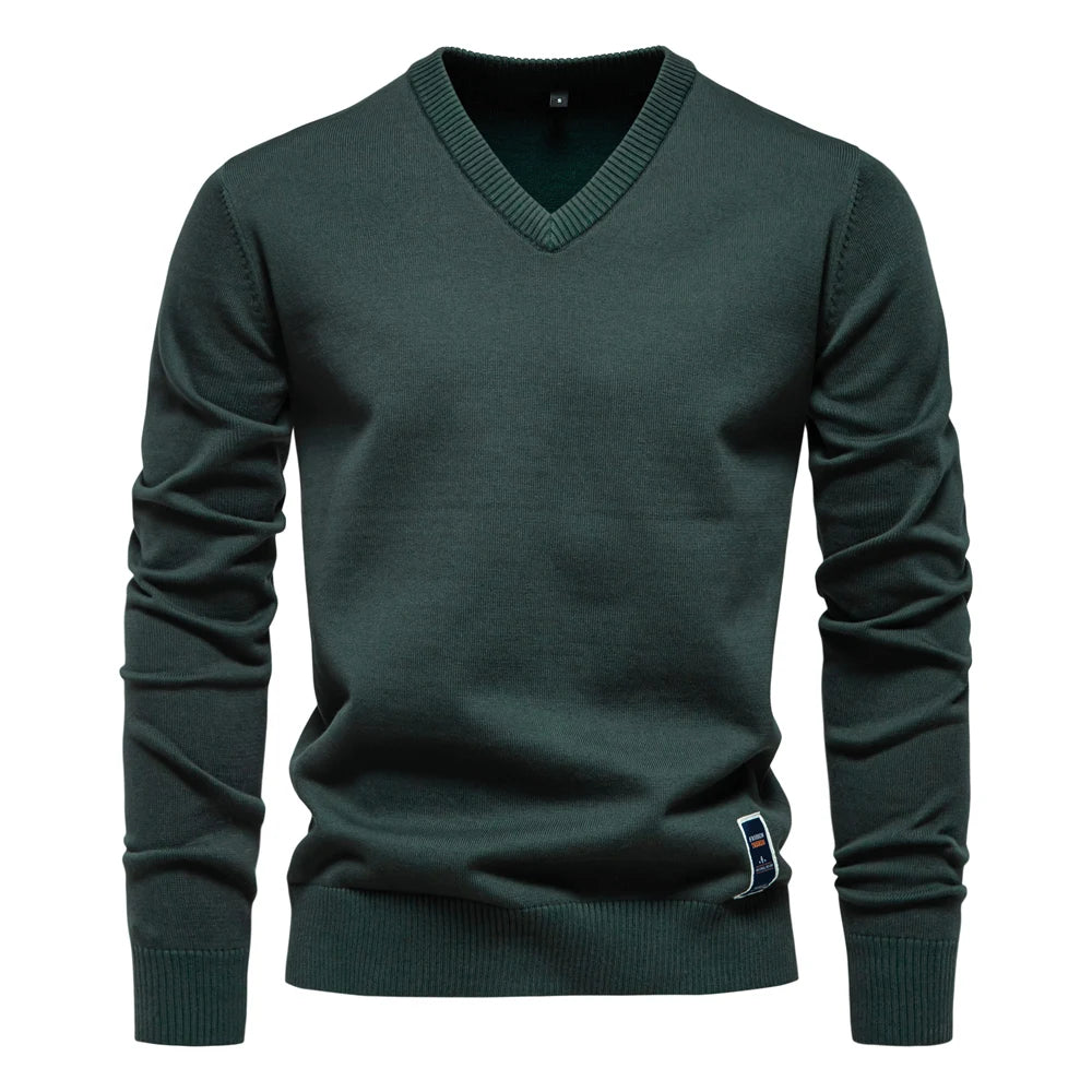 Men's Cotton-Blend V-Neck Jumper. 95% cotton, 5% elastane.