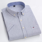 Men's Checked Short-Sleeve Oxford Shirt. 100% cotton Oxford fabric.