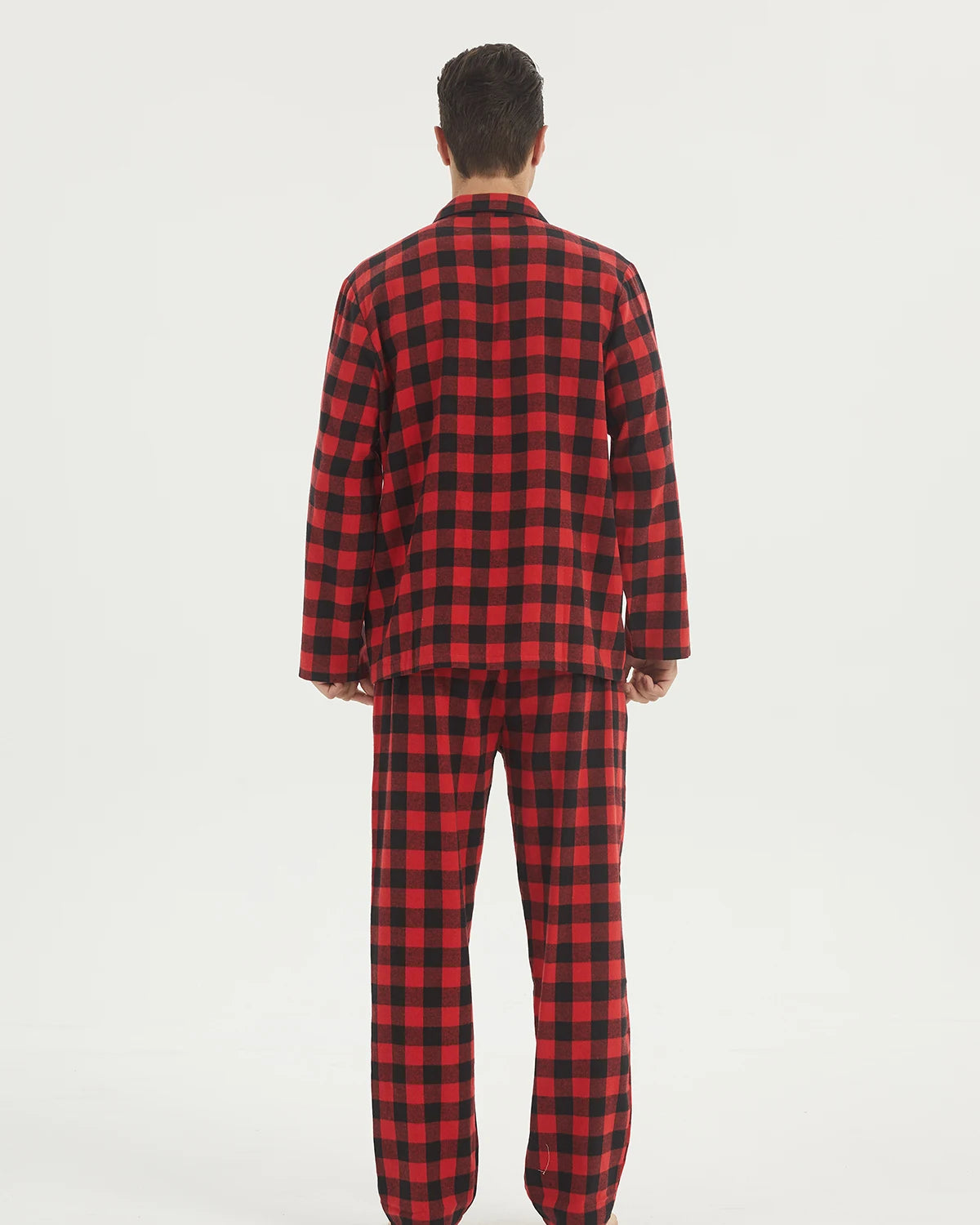 Men's Cotton-Blend Flannel Check Pyjamas. Cotton-polyester flannel.