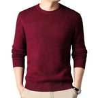 Men's Fine-Knit Crew-Neck Jumper. Crew neckline.