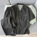 Men's Short-Sleeve Pyjama Shirt & Trouser Set. Short-sleeve button-front shirt.