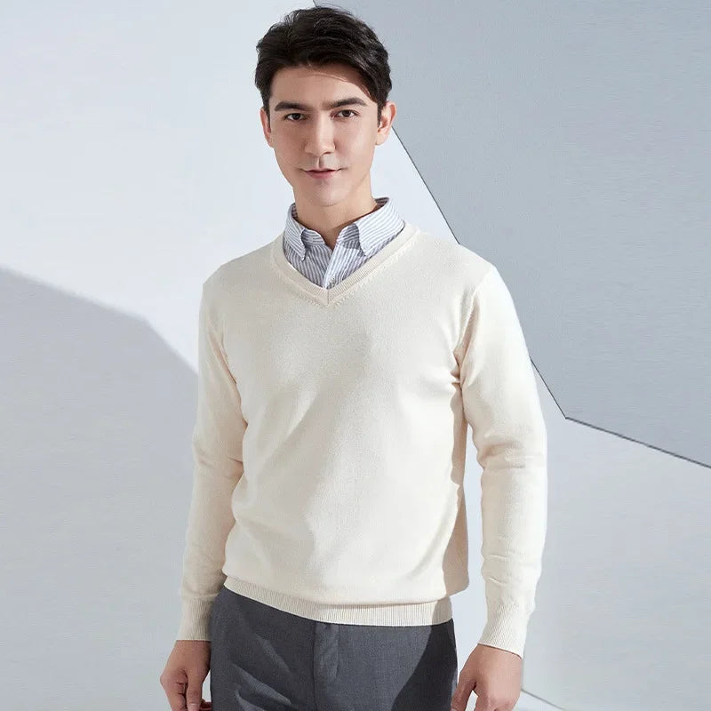 Men's Classic Fine-Knit V-Neck Jumper. V-neckline.