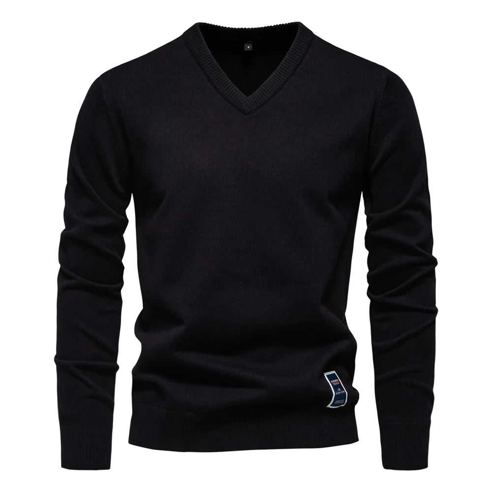Men's Cotton-Blend V-Neck Jumper. 95% cotton, 5% elastane.