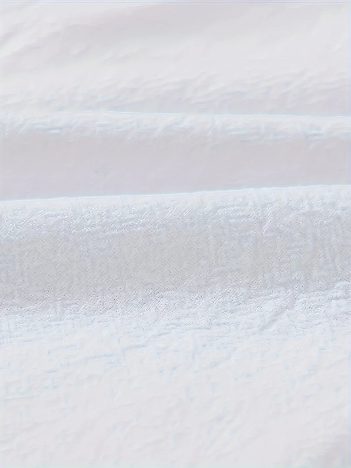 Men's Relaxed Cotton-Linen Drawstring Trousers. Cotton and linen blend.