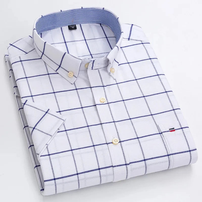 Men's Short-Sleeve Cotton Oxford Shirt. Oxford cotton fabric.