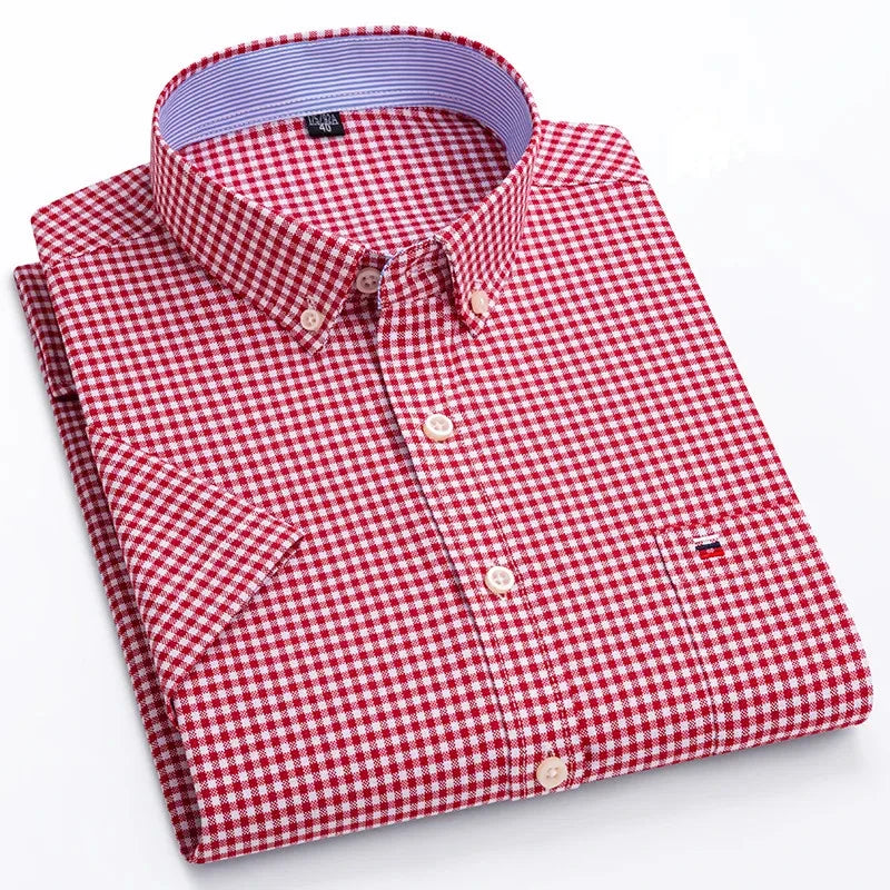 Men's Short-Sleeve Cotton Oxford Shirt. Oxford cotton fabric.
