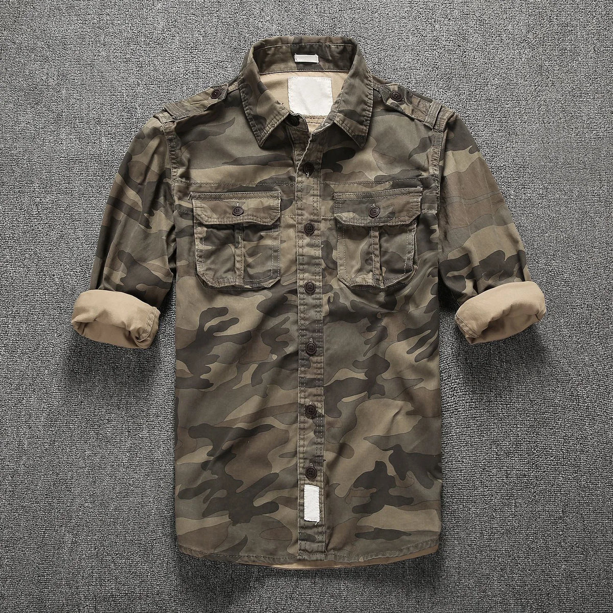 Men's Washed Cotton Safari Jacket. Button front and point collar.