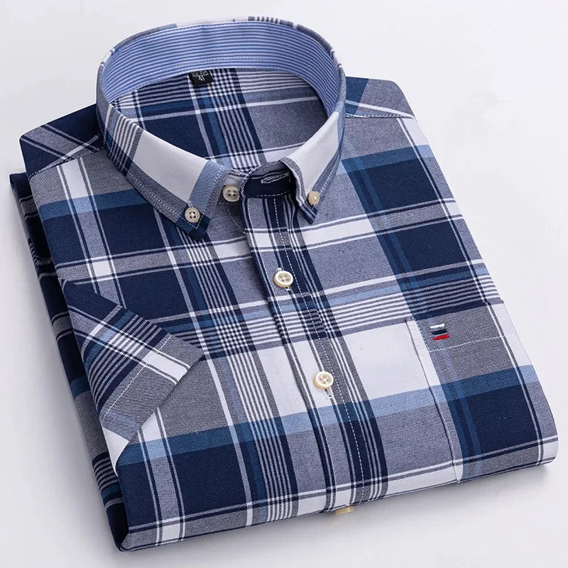Men's Short-Sleeve Cotton Oxford Shirt. Oxford cotton fabric.