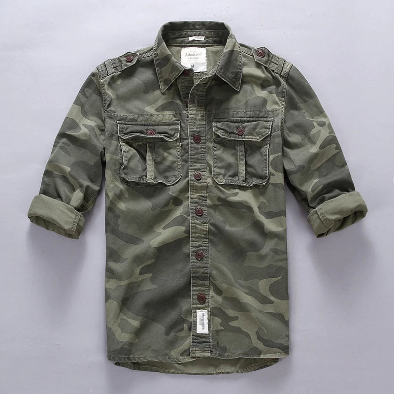 Men's Washed Cotton Safari Jacket. Button front and point collar.