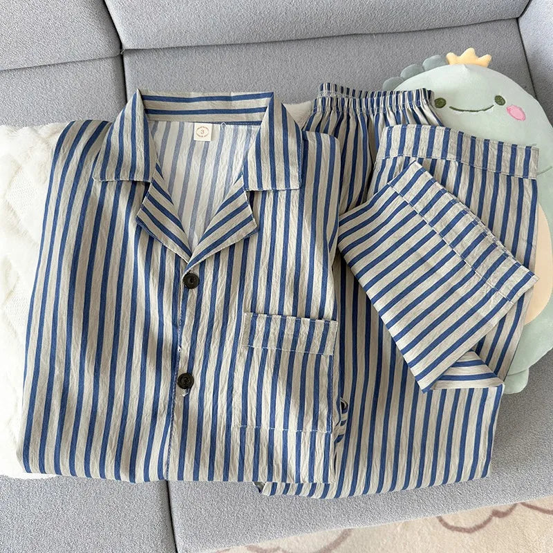 Men's Short-Sleeve Pyjama Shirt & Trouser Set. Short-sleeve button-front shirt.