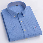 Men's Checked Short-Sleeve Oxford Shirt. 100% cotton Oxford fabric.