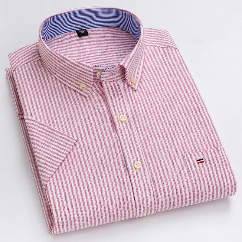 Men's Short-Sleeve Cotton Oxford Shirt. Oxford cotton fabric.