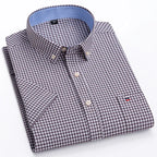 Men's Checked Short-Sleeve Oxford Shirt. 100% cotton Oxford fabric.