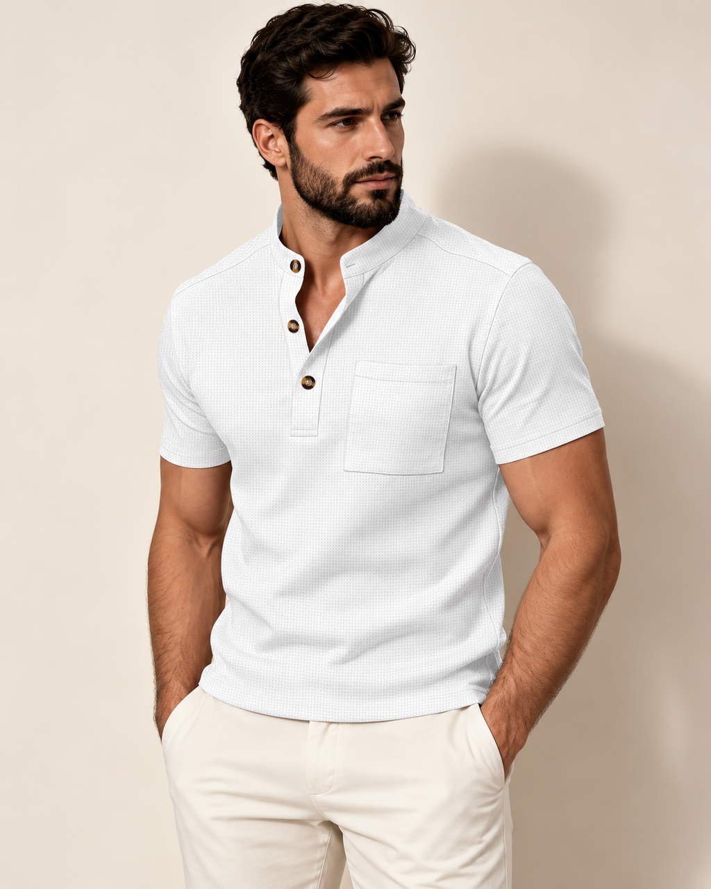 Waffle pocket Henley in White — model view