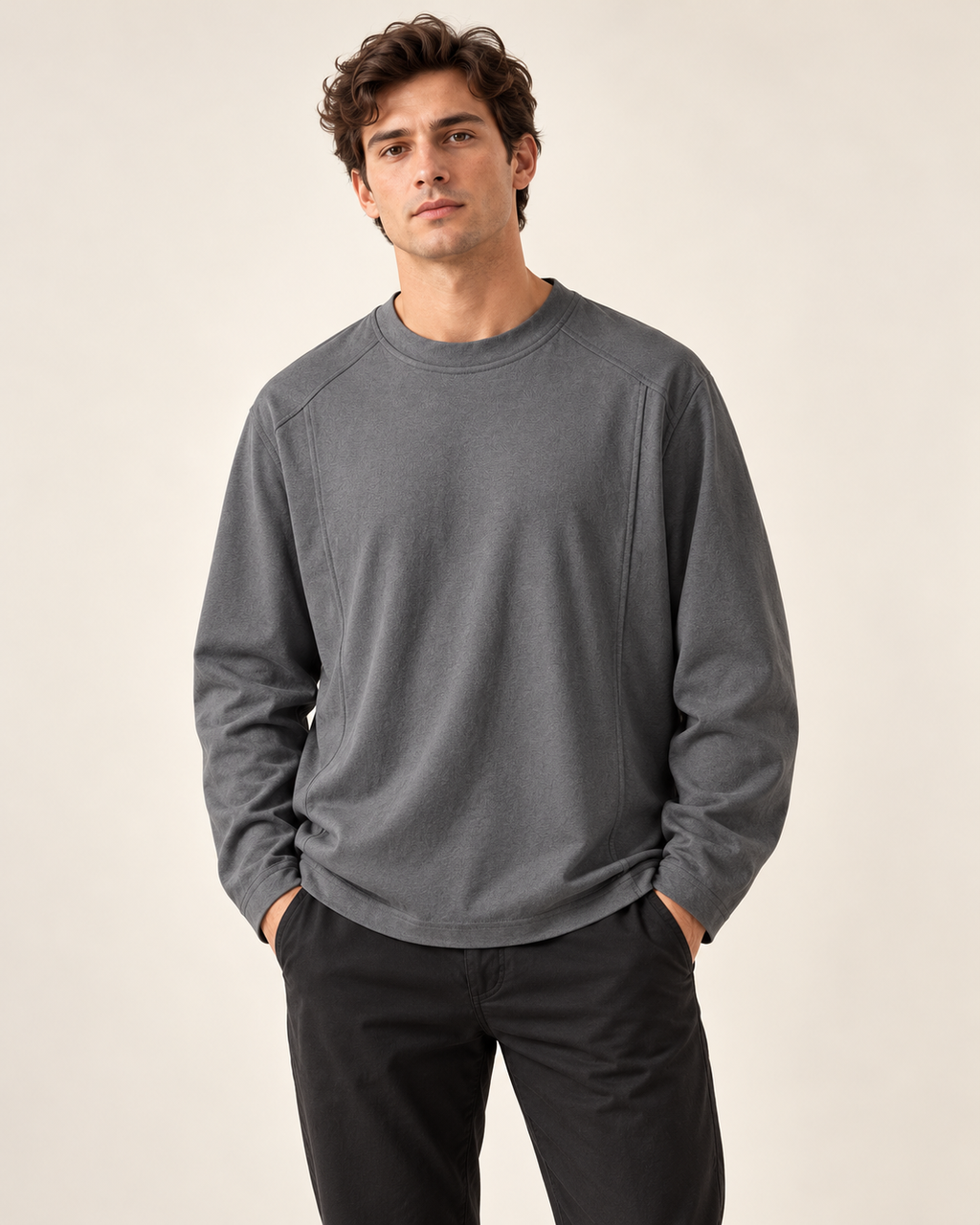 Relaxed crew-neck sweatshirt in Charcoal — model view